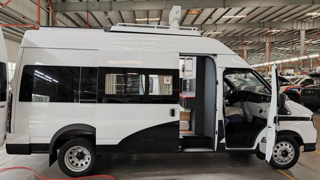 1751938993094 640 (19)